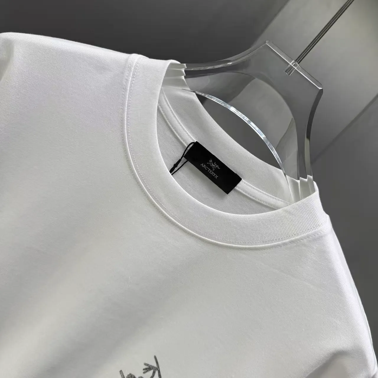 ARC 2026 New Arrival T logo ：Black White Yellow Sizes：S M L XL XXL